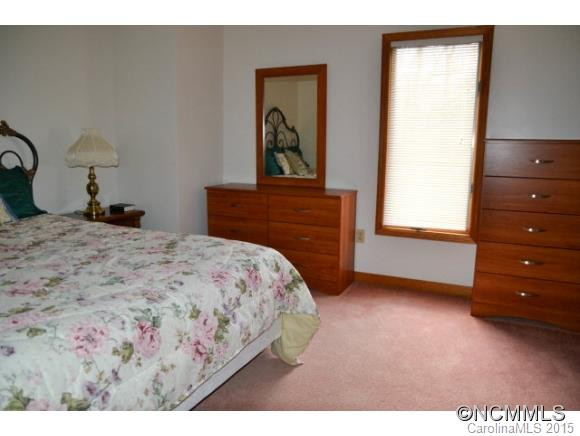 93 Hemlock Drive - Photo 7