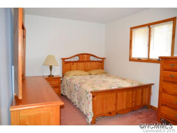 93 Hemlock Drive - Photo 8