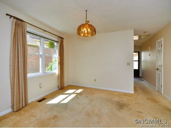 106 EXETER COURT - Photo 4
