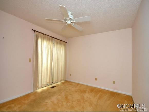 106 EXETER COURT - Photo 9