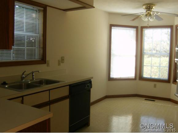 698 East Park Place - Photo 4