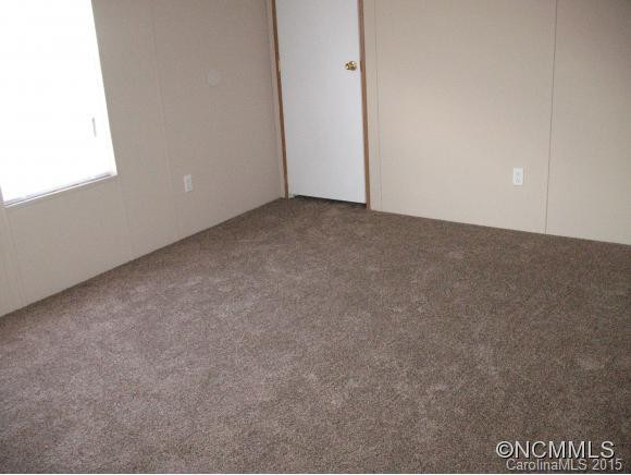 28 Spencer rd - Photo 11
