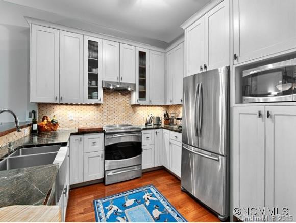 60 HAYWOOD ST, 3A - Photo 6