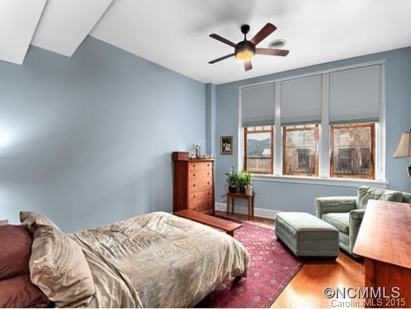60 HAYWOOD ST, 3A - Photo 8