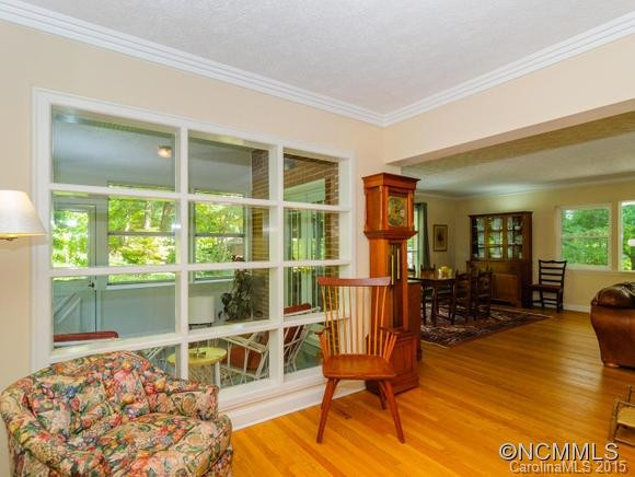 114 Cambridge - Photo 12