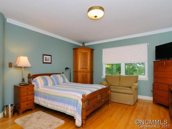 114 Cambridge - Photo 18