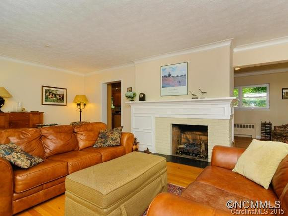 114 Cambridge - Photo 4