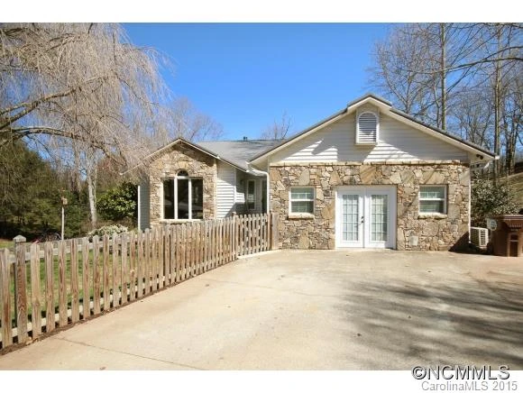 15 Green Acres