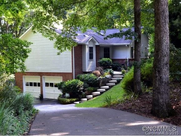 545 HUNTERS GLEN LANE