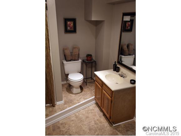 545 HUNTERS GLEN LANE - Photo 12
