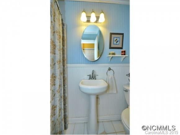 14 PARKVIEW - Photo 15