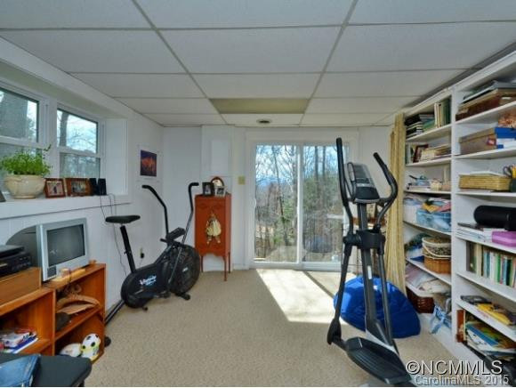 14 PARKVIEW - Photo 16