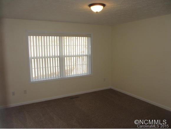 122 Greenridge Road - Photo 5