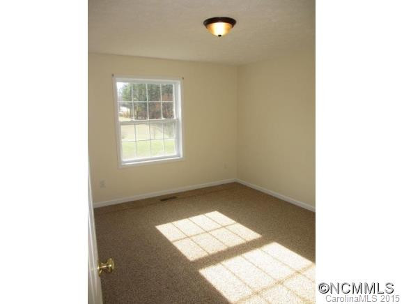 122 Greenridge Road - Photo 8