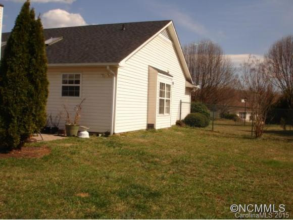 1105 Rosebriar Court - Photo 18