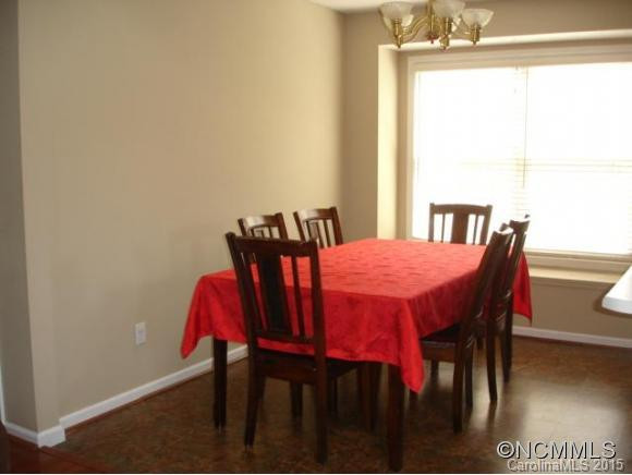 1105 Rosebriar Court - Photo 6