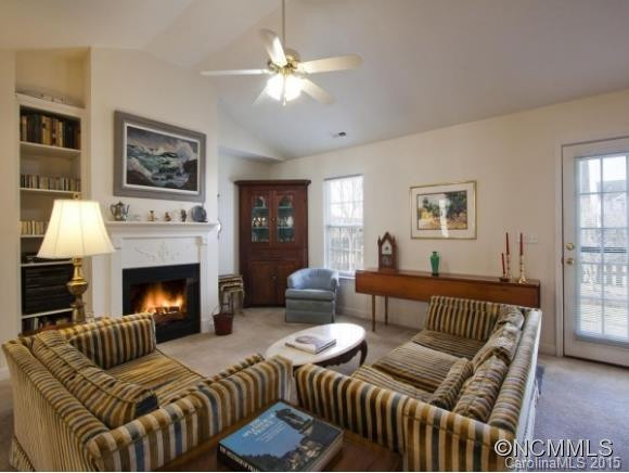 107 ANDOVER - Photo 4