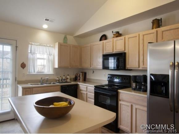 107 ANDOVER - Photo 5