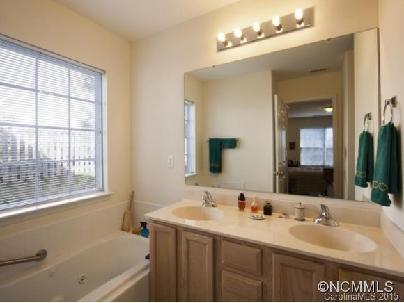 107 ANDOVER - Photo 9