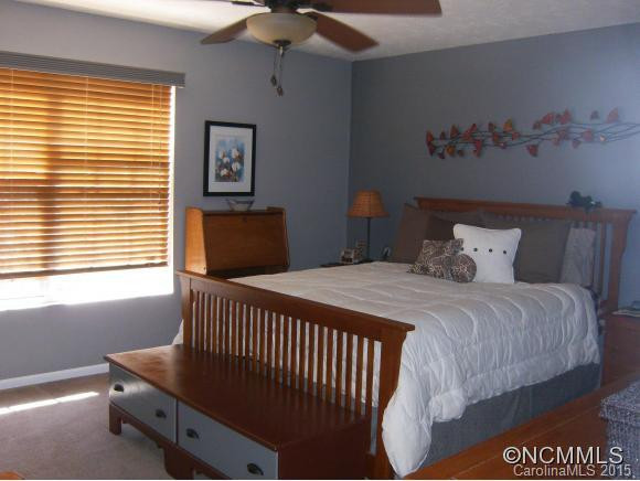 256 Goodview Dr. - Photo 11