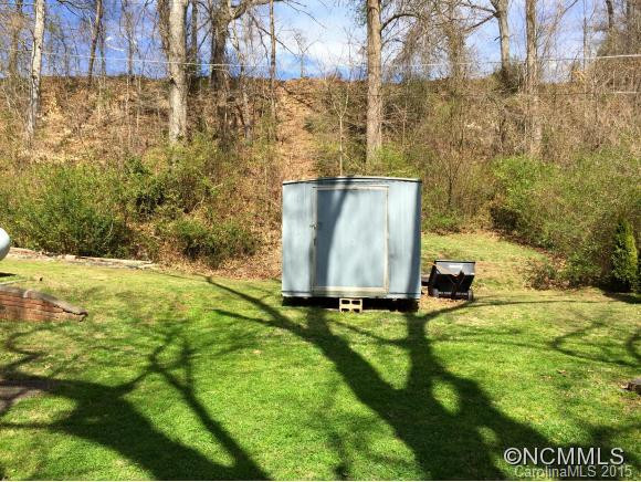 110 Pine Grove Street - Photo 11