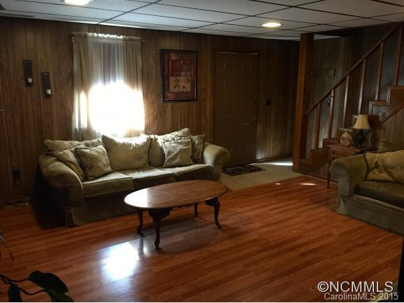 110 Pine Grove Street - Photo 4