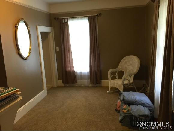 110 Pine Grove Street - Photo 8