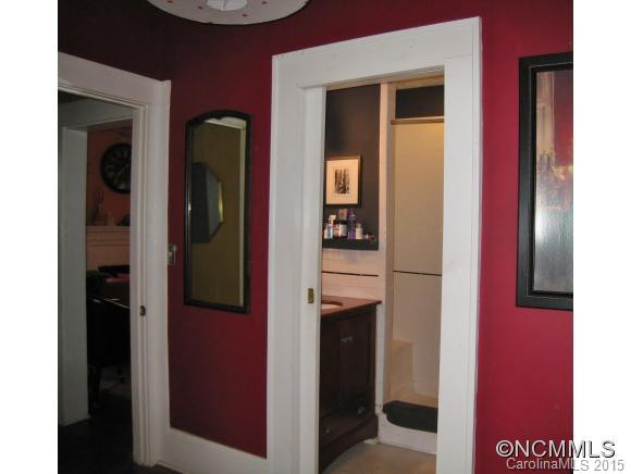 107 Courtland Avenue - Photo 10