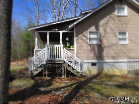 24 Moore Circle