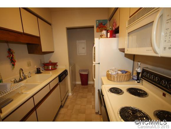 110-11B Heywood Road - Photo 5