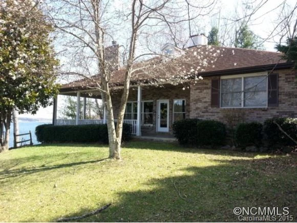 785 Lake Club Drive