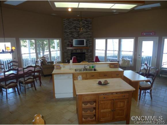 785 Lake Club Drive - Photo 3