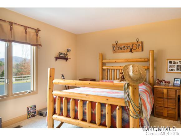 129 Meadowbrook Acres - Photo 13
