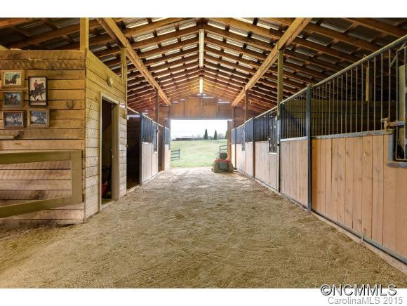 129 Meadowbrook Acres - Photo 3
