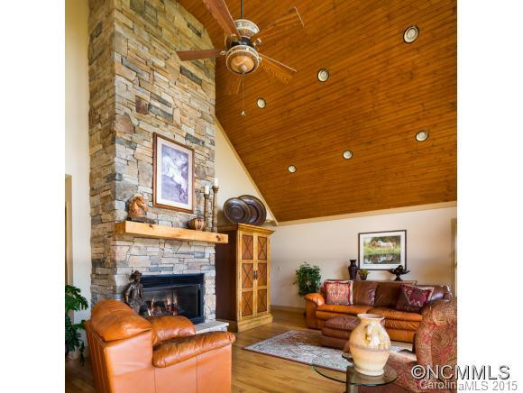 129 Meadowbrook Acres - Photo 4
