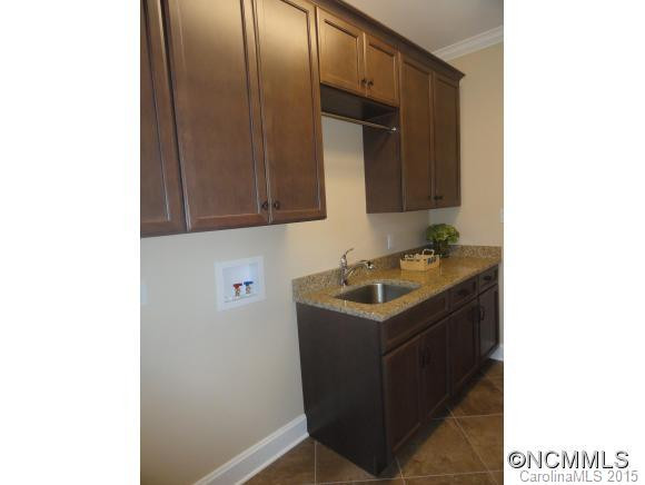 27 Chantilly Drive - Photo 11