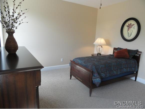 27 Chantilly Drive - Photo 17