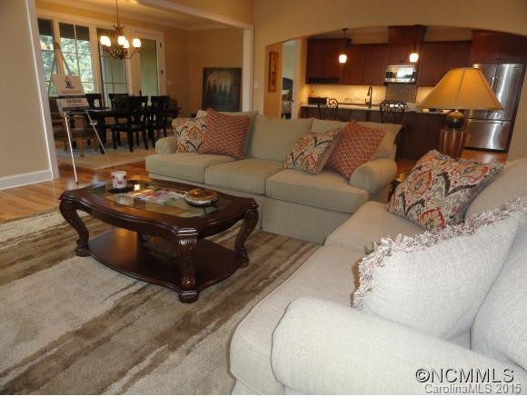 27 Chantilly Drive - Photo 5