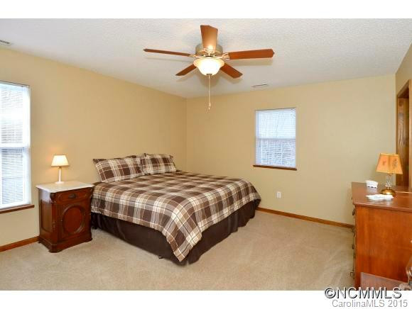 384 LAKELAND DRIVE - Photo 8