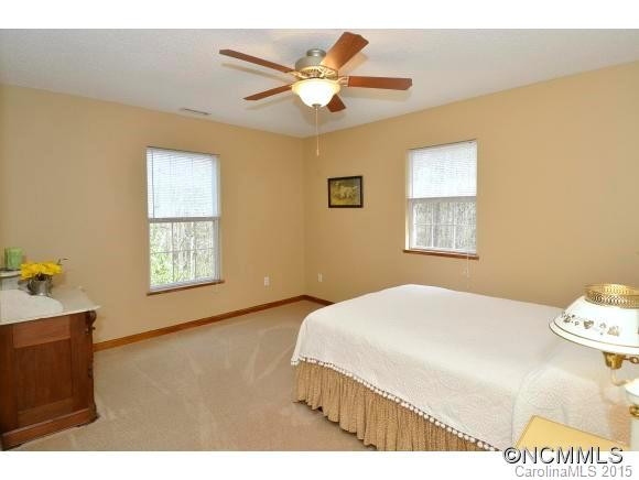 384 LAKELAND DRIVE - Photo 9