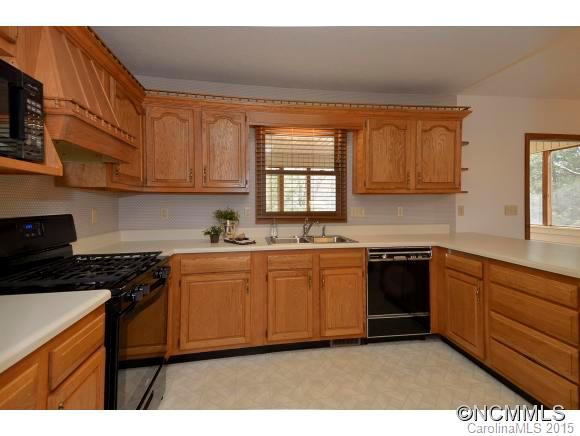 77 ROBERTS RIDGE DRIVE - Photo 7