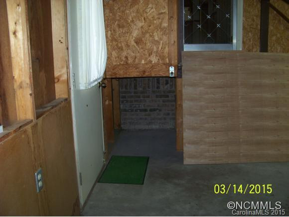 404 Deerfield Court - Photo 13