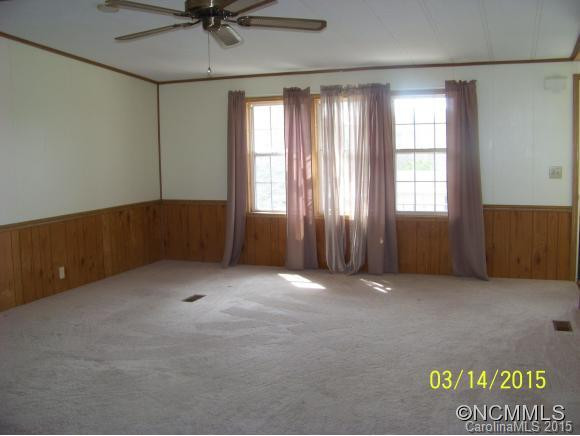 404 Deerfield Court - Photo 4