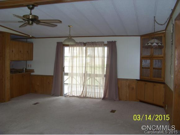 404 Deerfield Court - Photo 5