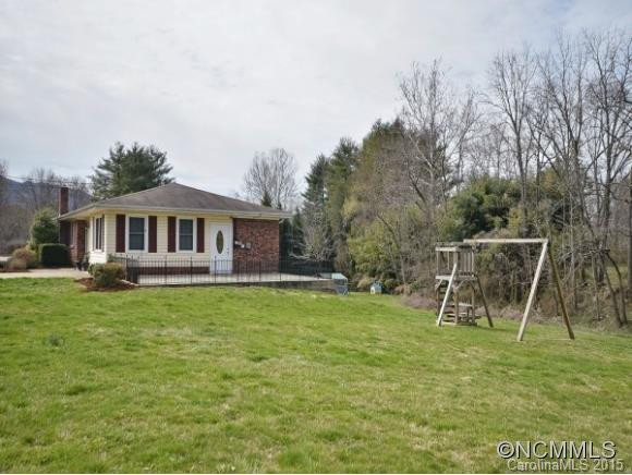 111 LAKE VIEW STREET - Photo 14