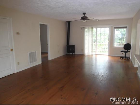 547 Buena Vista Lane - Photo 3
