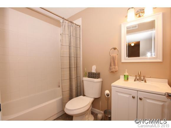 54 Madison Av - Photo 10