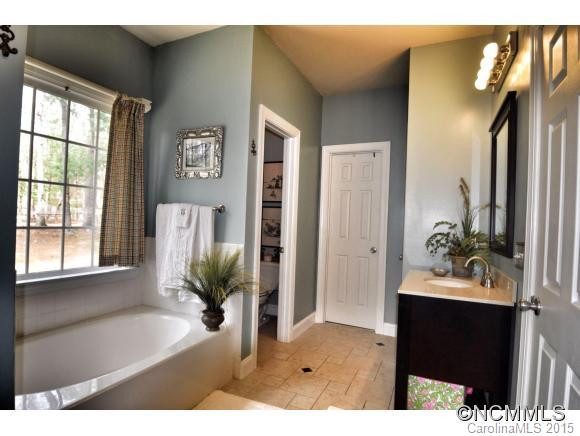 909 Woodvine Road - Photo 13