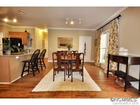 909 Woodvine Road - Photo 8