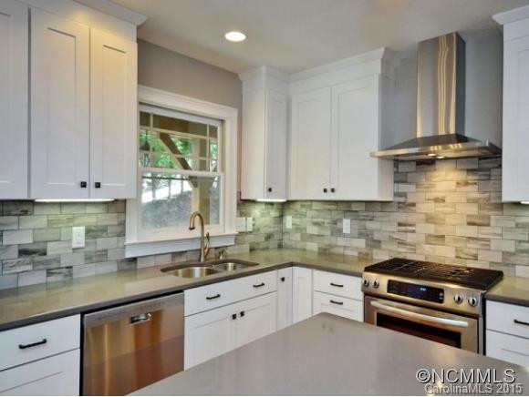 5 CRESTWOOD ROAD - Photo 9
